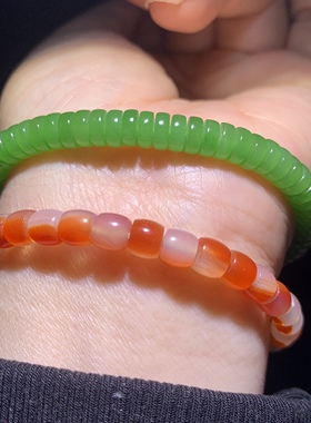 毕业级别和田玉碧玉苹果绿药片珠手链高色乌兰乌德苹果绿隔片手串