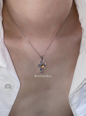 超透闪多巴胺十字架锆石钛钢项链