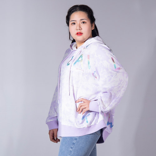 胖太太大码女装春装新款花色连帽字母卫衣时尚上衣宽松322204312 - 图2