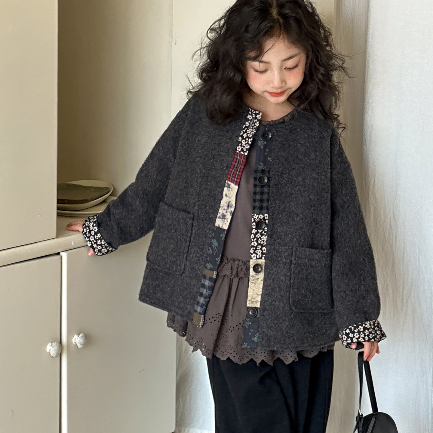 2026 Spring and Autumn Girls' Thickened Woolen Coat