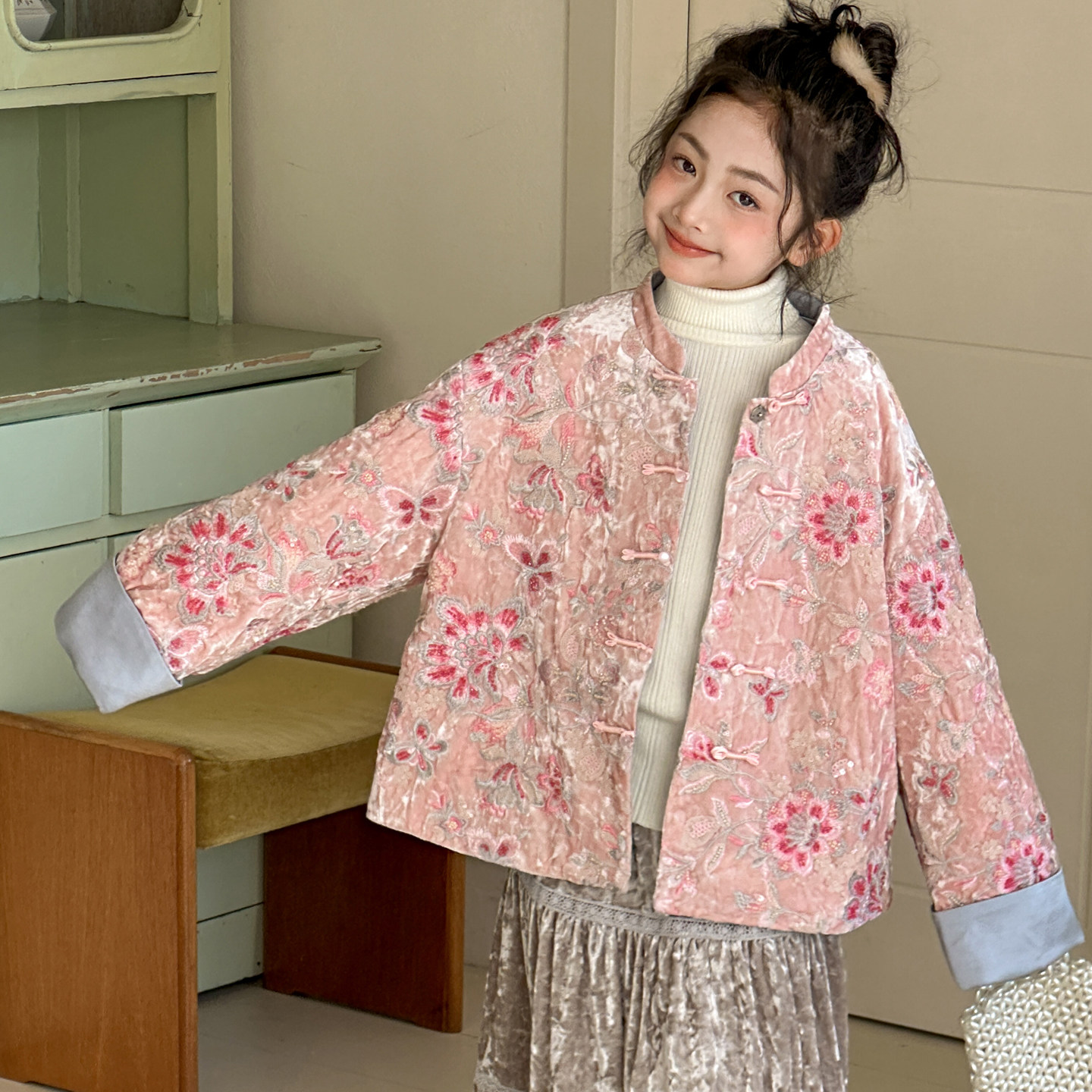 女童拜年服国风棉服外套2026新款保暖童装女大童冬装加厚新年棉衣,淘宝优惠券,粉丝福利购,淘宝优惠卷