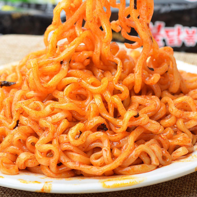 South Korea imported Sanliang Turkey Noodles Internet celebrity instant noodles