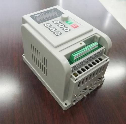 锐普变频器0.4 0.75 1.5 2.2KW 220V单进单出单相水泵风机调速器 - 图3