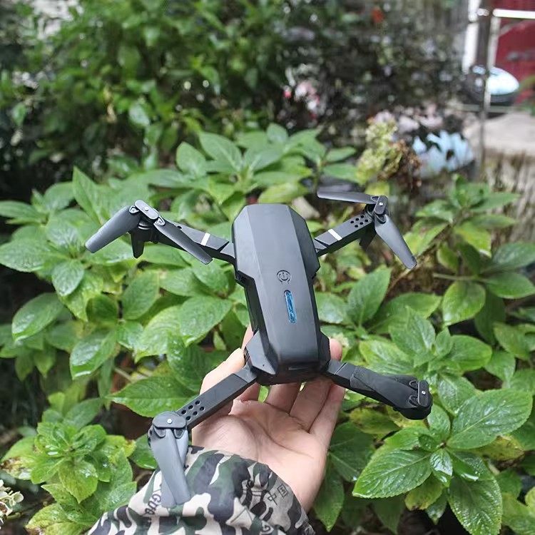 空心杯无人机带图传 各种颜色式样随机发一台,淘宝优惠券,粉丝福利购,淘宝优惠卷