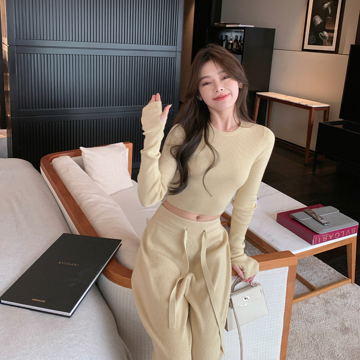 ByYou 秋冬修身短款羊毛针织衫套装女高腰宽松阔腿休闲裤子两件套 - 图2