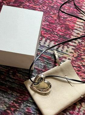 ins博主同款镂空爱心皮绳项链毛衣链小众设计感叠戴配饰女春季新