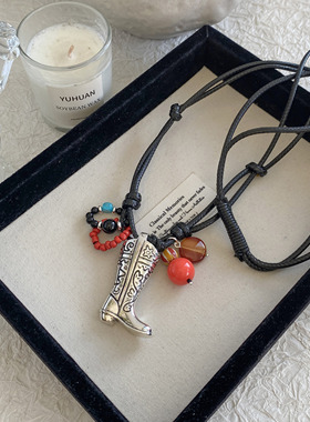 复古西部靴子项链小众个性时尚简约百搭吊坠漫游编绳串珠几何项链