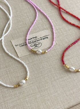 法式小众设计彩色米珠串珠珍珠项链氛围感气质百搭叠戴个性锁骨链