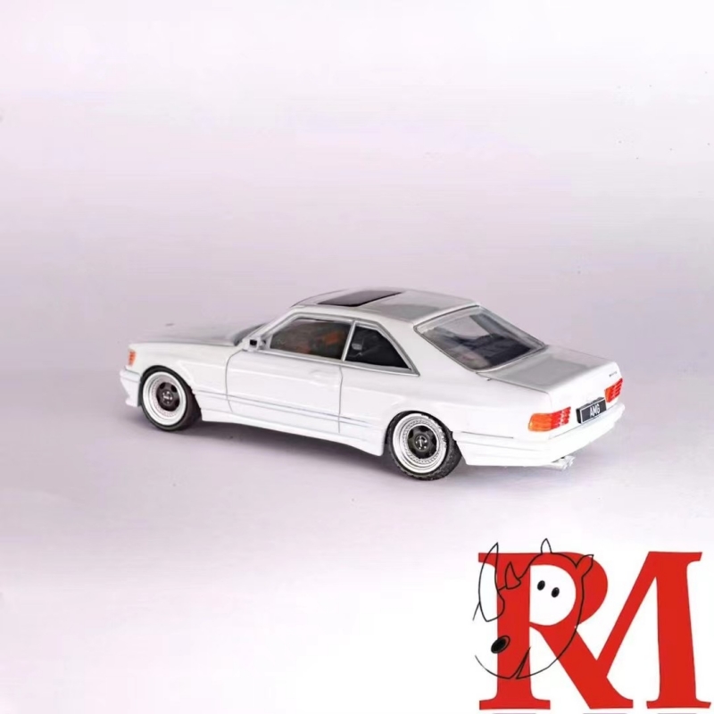 [PDS]Rhino Model 1:64 Mercedes-Benz 奔驰560 SEC AMG 合金车模 - 图2