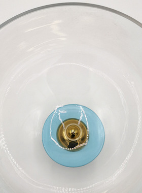 玻璃样板房客厅茶几软装花器