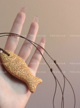 YOUJUclub-火山石鱼～文艺古风黄色小鱼夸张高级感复古项链毛衣链