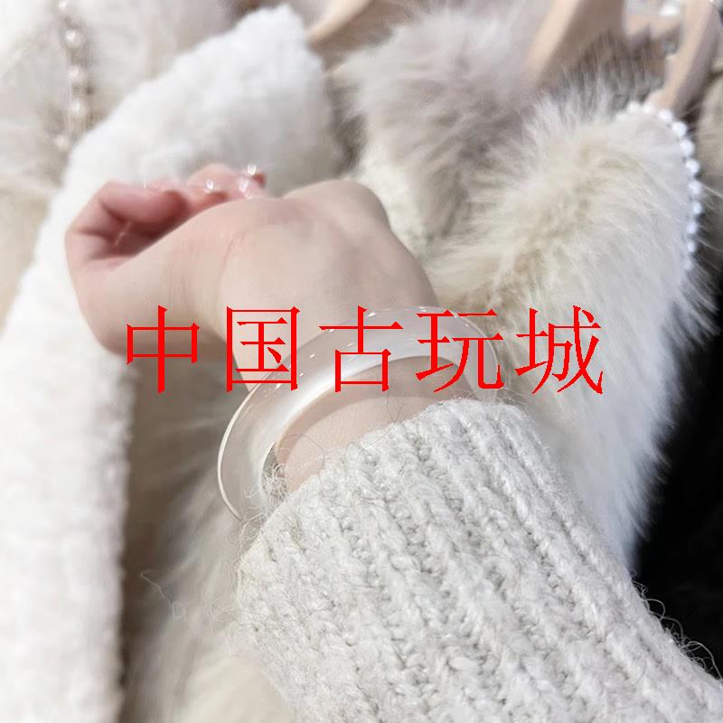 精品翡翠色冰种玉髓手镯高冰马料白月光玛瑙玉手镯荔枝冻玉镯女款