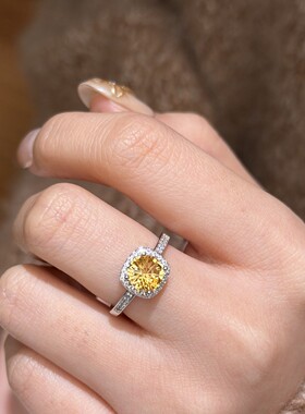 深圳旭佳旭家s925通体纯银天然烟花切黄水晶满钻方糖戒指女精致