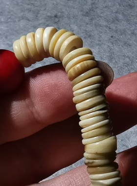 13623  藏传老高级白108片珠手串