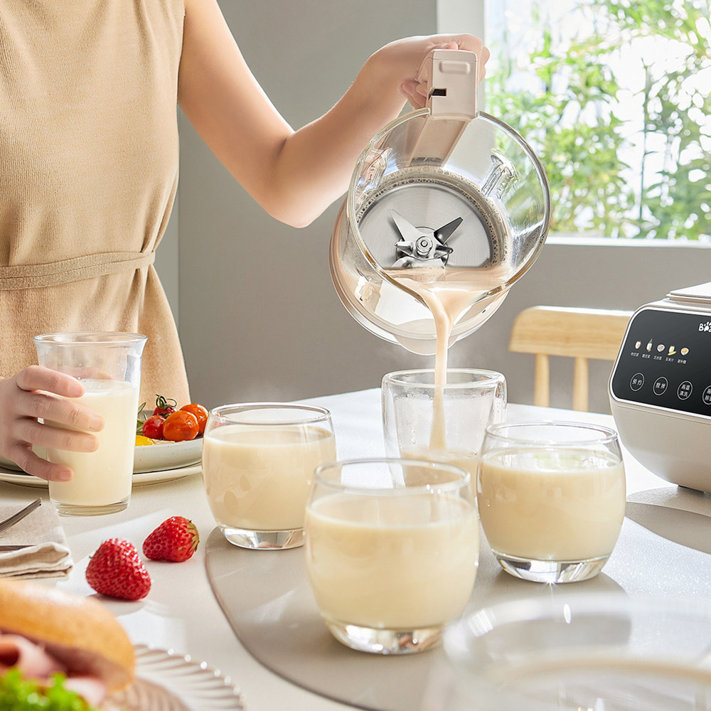  小熊生活电器破壁机