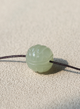 双面雕工天然和田玉龟背手串配珠