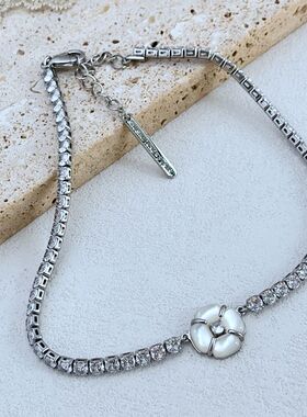 金属女式四叶草造型项链