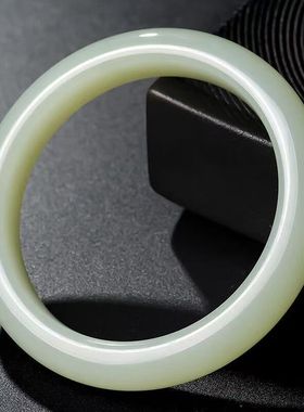 天然新疆和田玉青白玉手镯玉石阿富汗玉显白年轻女冰透晴水玉镯子