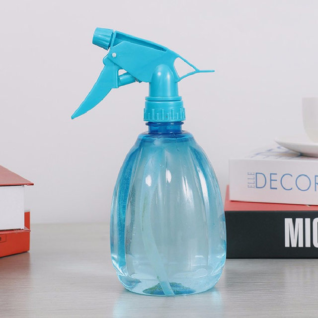 Hand-operated sprayer kettle 84 for epidemic prevention household use