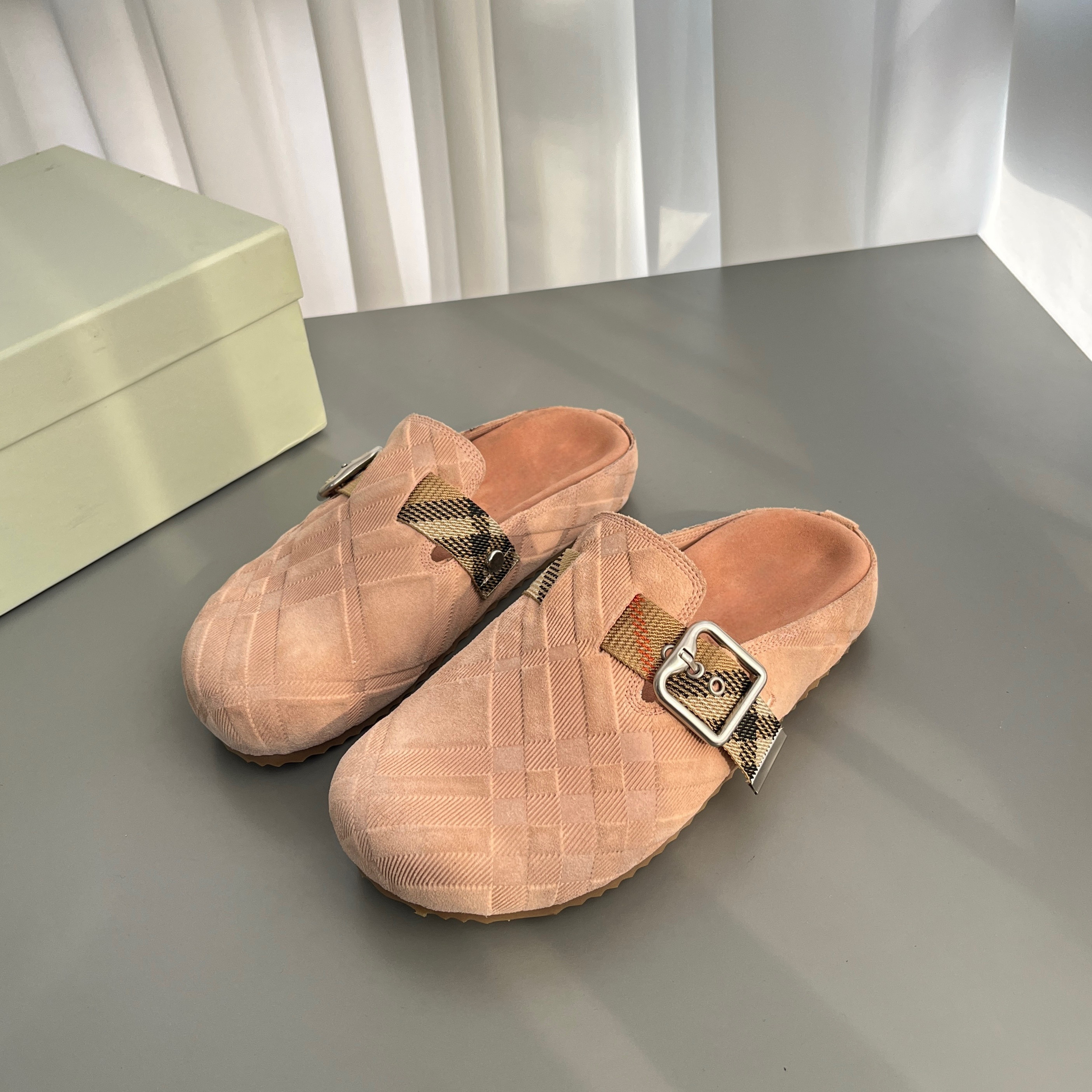 2025新款真皮包头勃肯拖鞋女外穿平底厚底绝美一脚蹬懒人拖高级感,淘宝优惠券,粉丝福利购,淘宝优惠卷