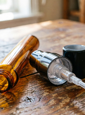 茶色避光玻璃香水分装瓶2ml3ml5ml10ml铝管喷雾瓶便携按压小样瓶