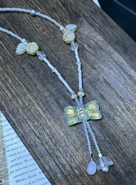 初雪般闪耀  炫彩白蝴蝶结毛衣链 捷克琉璃项链  小众手作