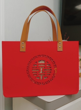 纯手工钩织结婚礼物实木材质