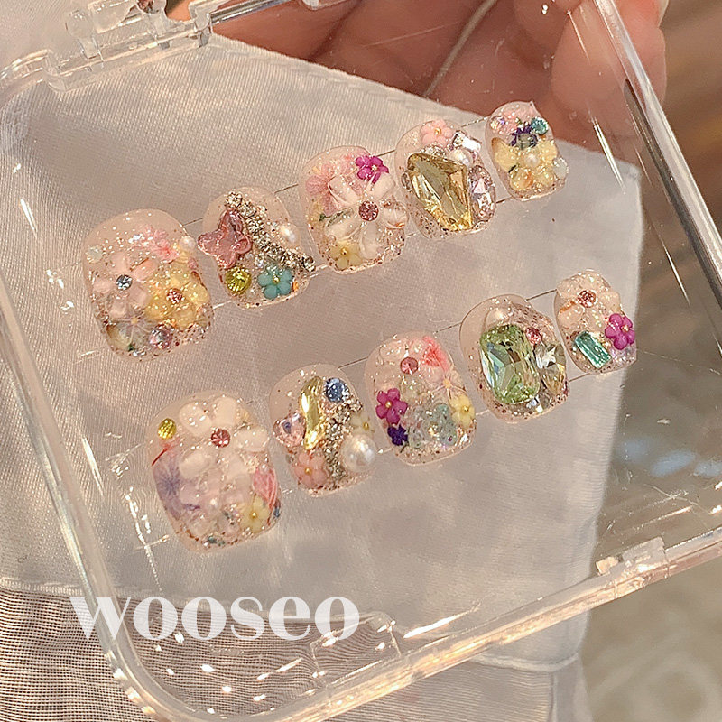 穿戴甲短款高级感纯手工立体雕花穿戴式美甲2026新款爆款指甲贴片,淘宝优惠券,粉丝福利购,淘宝优惠卷