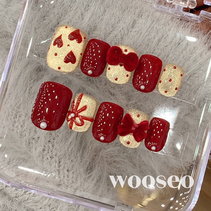 红色猫眼穿戴甲短款秋冬高级感手工指甲贴片2026新款绝美穿戴美甲,淘宝优惠券,粉丝福利购,淘宝优惠卷