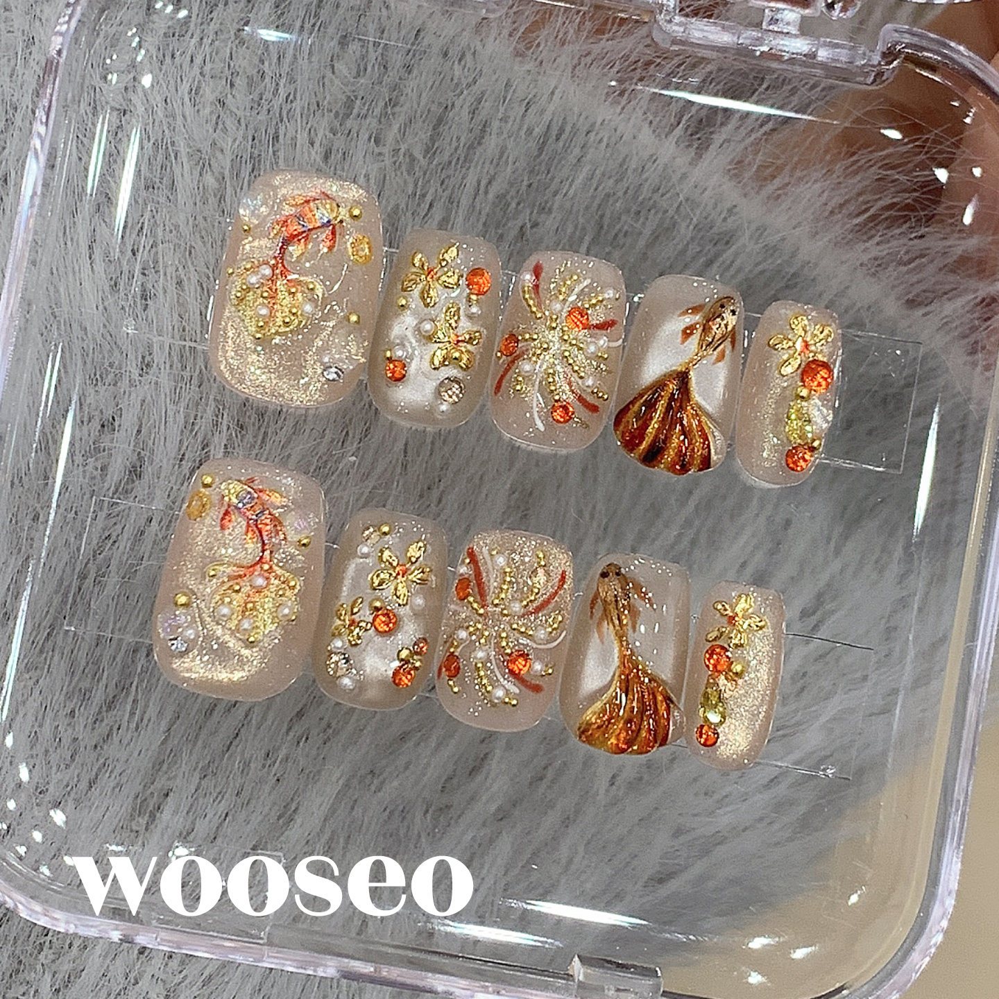 金色穿戴甲短款轻奢高级感秋冬手工指甲贴片2026新款爆款穿戴美甲,淘宝优惠券,粉丝福利购,淘宝优惠卷