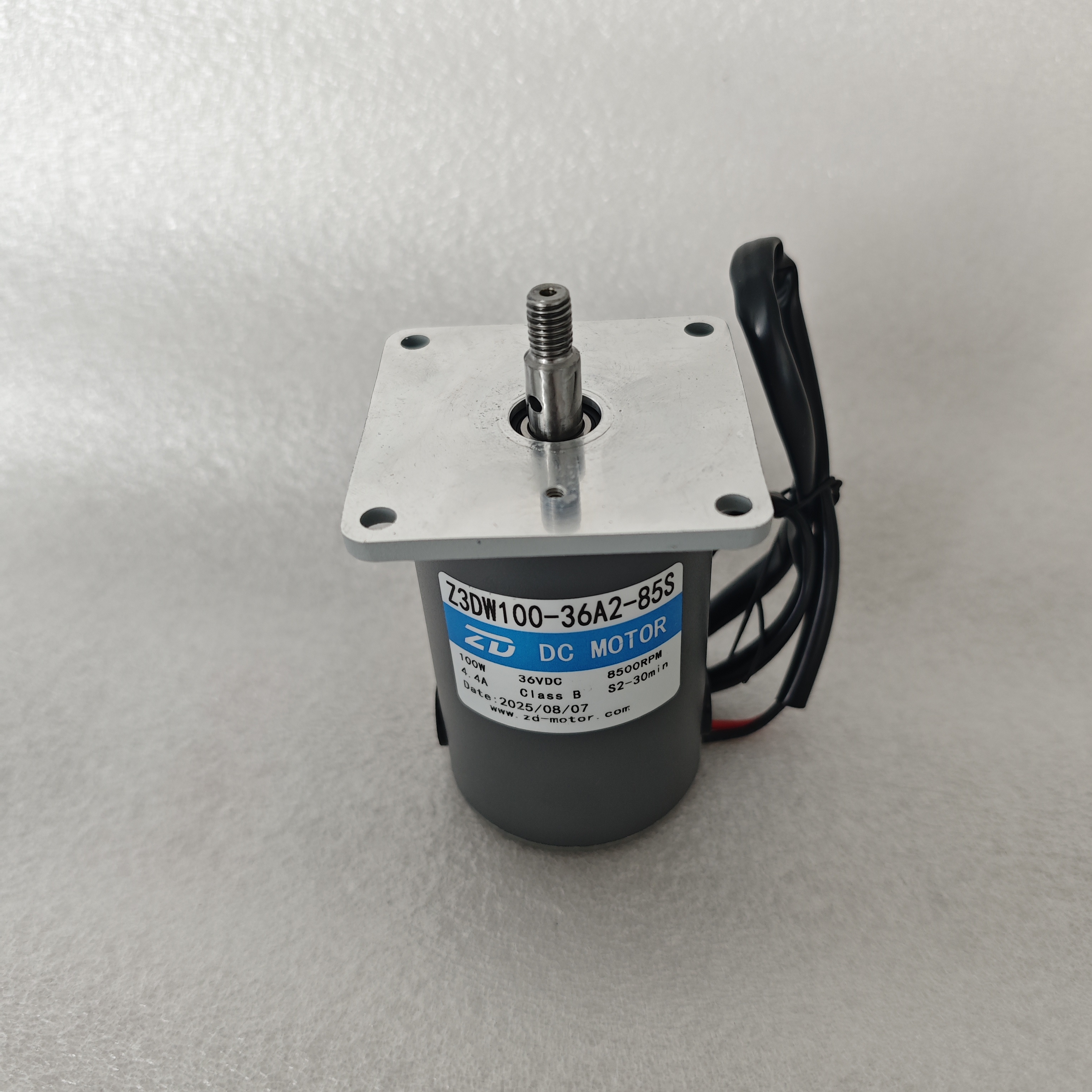 100W36V直流高速光轴电机Z3DW100-36A2-85S 轴非标制行业专用马达 - 图0