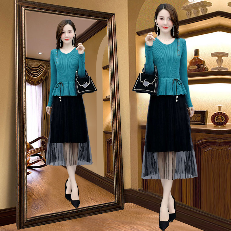 卡洛莱早秋针织拼接网纱新款连衣裙 卡洛莱连衣裙