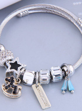 多元素欧美风金属镶钻吊坠手镯