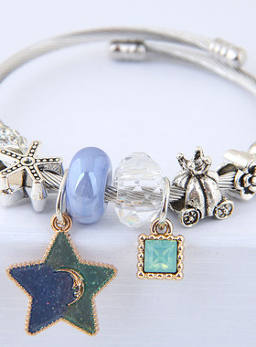 多元素欧美风金属星月配饰手镯