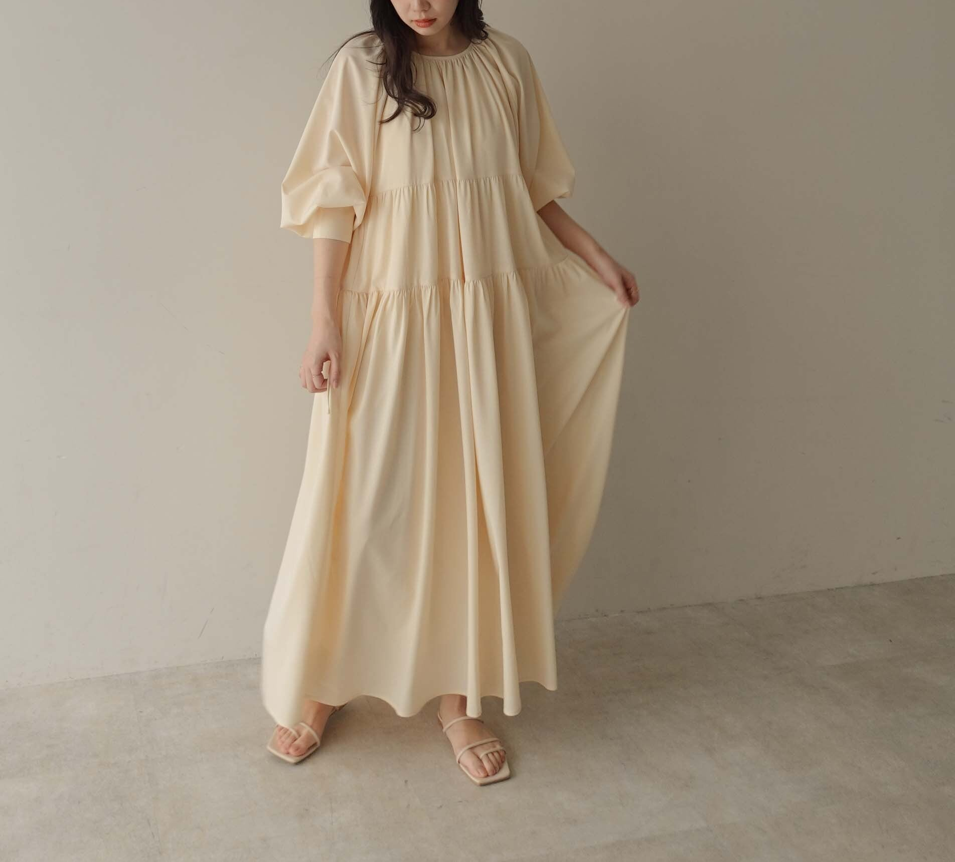 日单原单2023春夏新淡色甜美前后两穿拼接系带宽松大摆长袖连衣裙 - 图2