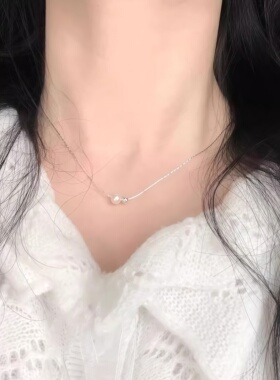 珍珠项链女小圆球2026新款小众设计闺蜜锁骨链吊坠节日送女友礼物