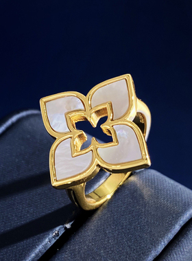 美丽如花绽放四叶草戒指新款指环