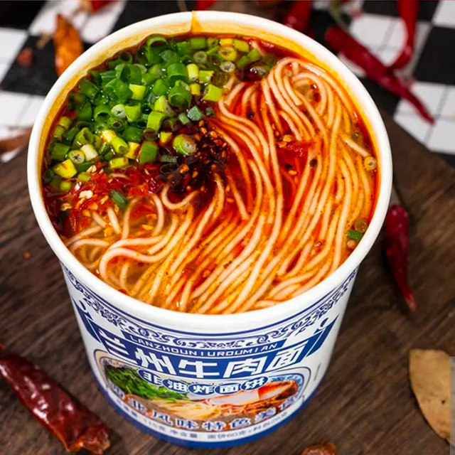 Ready-to-eat authentic 12 barrel instant noodles Wuzhou Cereals and Oils