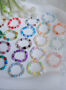 原创彩色串珠弹力戒指多巴胺复古清新指环百搭叠戴通勤闺蜜配饰