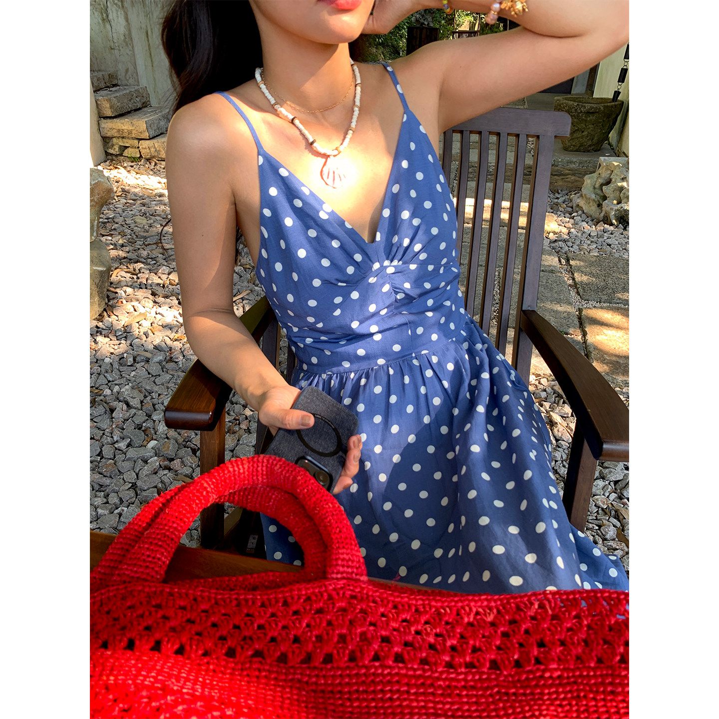 落落狷介 海边度假吊带连衣裙2025年新款波点吊带裙夏季亚麻收腰,淘宝优惠券,粉丝福利购,淘宝优惠卷