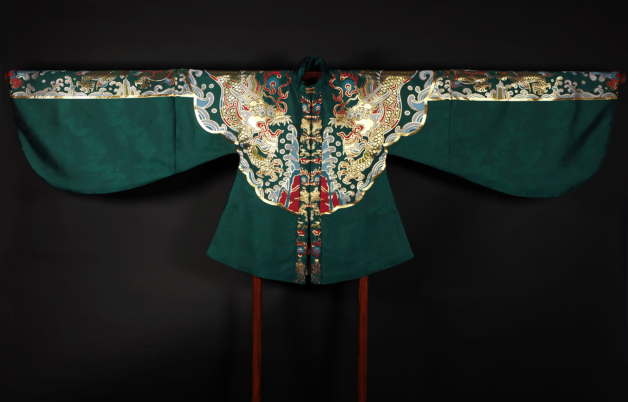 原创汉服婚服明制织金龙立领对襟袄红色中式嫁衣可做敬酒服出门服_虎窝淘