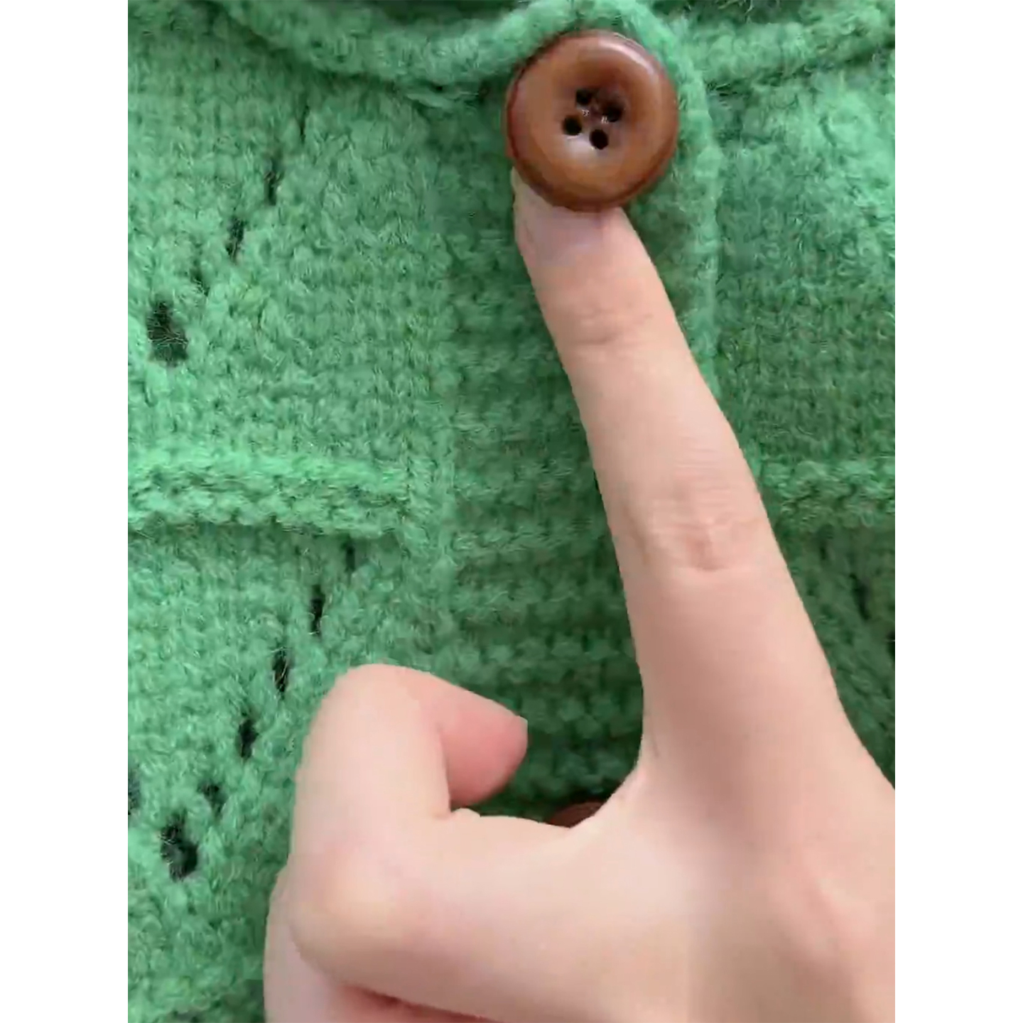 韩国HONE女装秋季新款复古麻花翻领单针织羊毛开衫长袖毛衣外套 - 图2