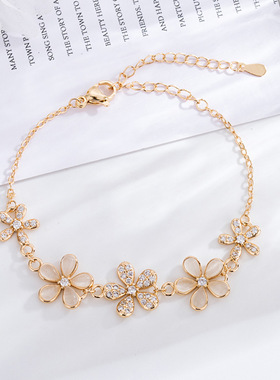 时尚甜美小众设计轻奢五花贝母手链冷淡风百搭简约送女友礼物手链