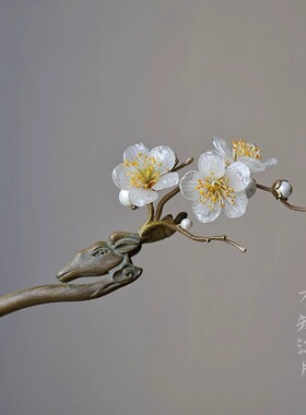 梅花鹿 一鹿有你 遍地生花绿檀白梅花发簪木簪汉服新中式盘发旗袍