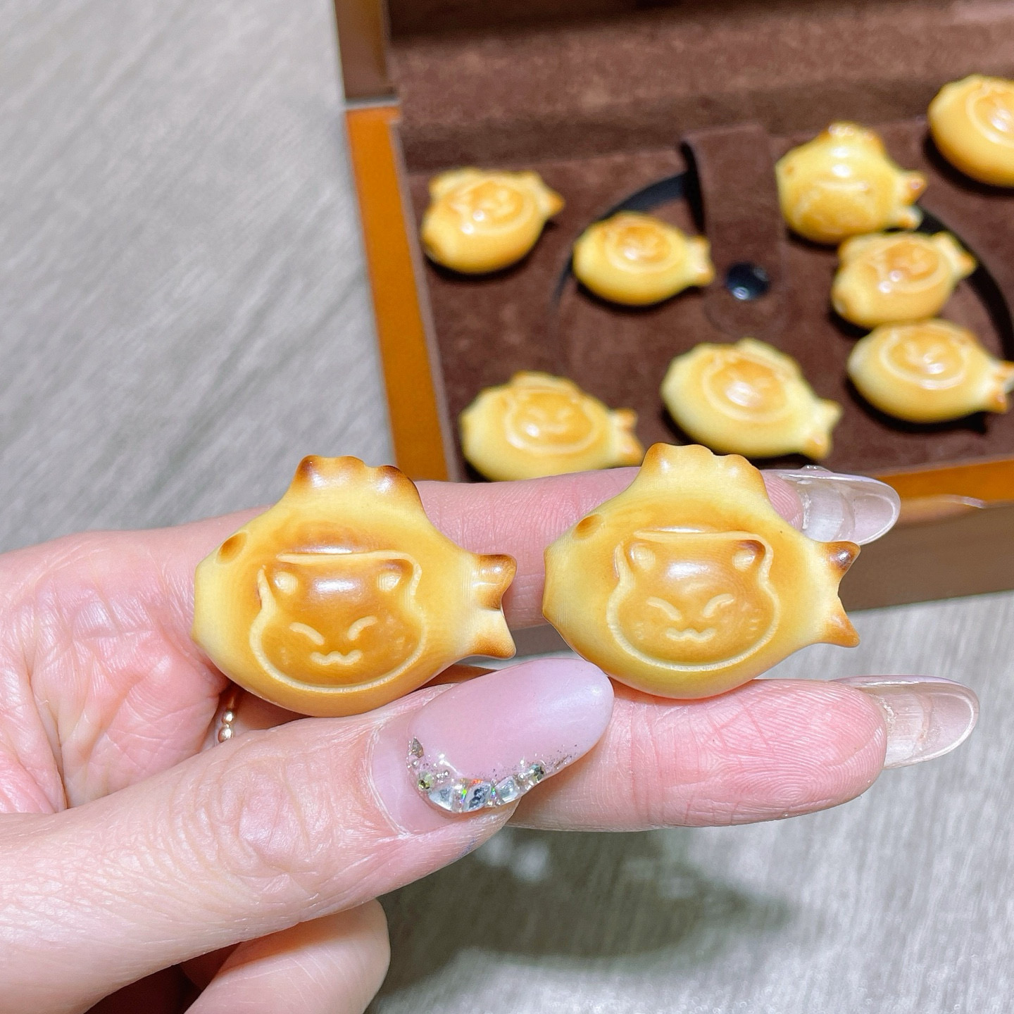 象牙果碳烤小鱼通孔配件手工diy手链串珠材料配件饰品文玩挂件 - 图0