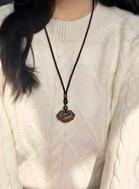 天然沉香木平安锁吊坠项链