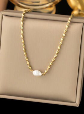 ins小众设计珍珠手链时尚淡水珍珠椭圆金豆钛钢镀金手饰百搭少女