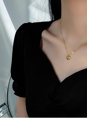 小众设计爱心love项链女钛钢