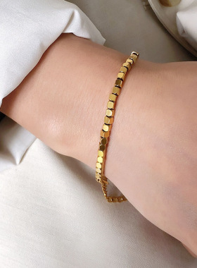 跨境饰品欧美个性时尚碎银几两手链女钛钢镀金简约方块手饰显气质