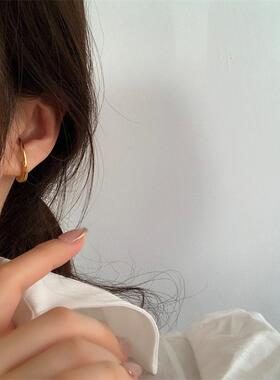 C型月牙牛角光面耳钉女